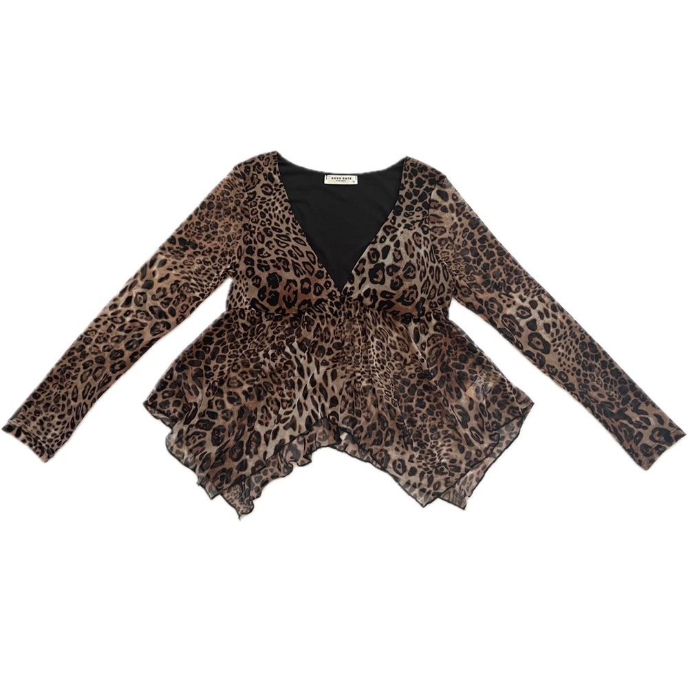 Leopard Print Long-Sleeve V-Neck Peplum Top. Size XL